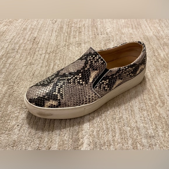 KMB Faux Snakeskin Slip-on Sneakers Size 41 - Picture 7 of 13